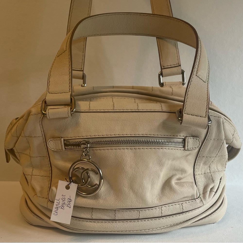 CHANEL 2006-2008 Goatskin Ivory Square Stitch Bowler